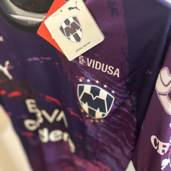 Sold - Picture 2 of 7